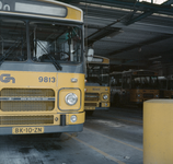 849372 Afbeelding van Den Oudsten-DAF autobussen in de busremise van Centraal Nederland te Driebergen-Rijsenburg.